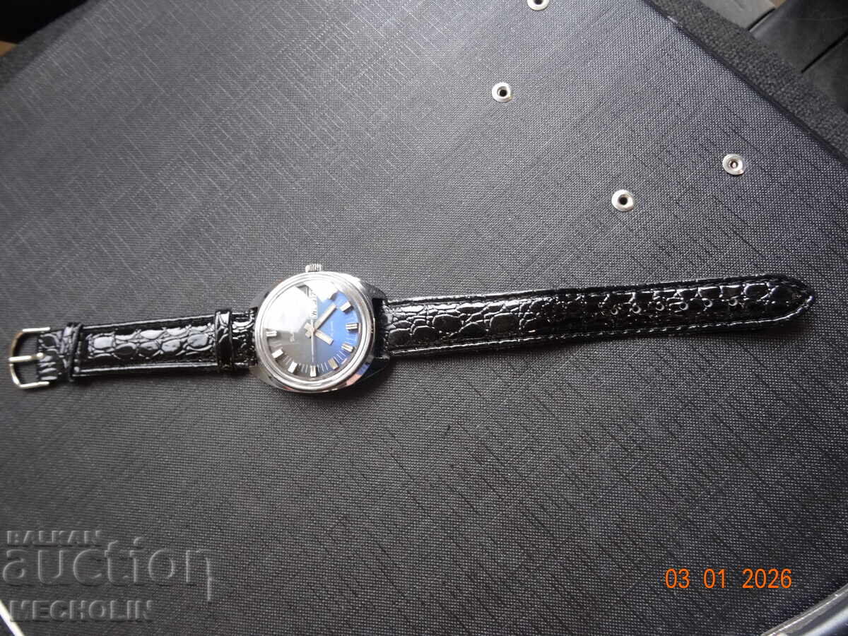 РУСКИ ЧАСОВНИК СЛАВА ДВА ЦВЯТА с цена € 42.00 | 82.14 лв.