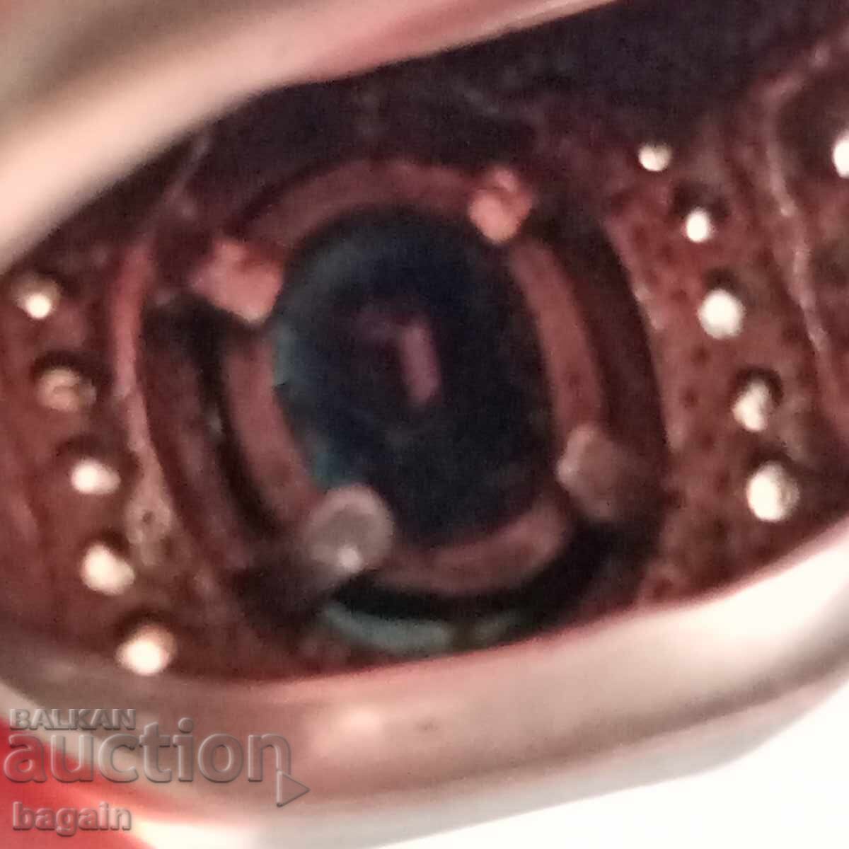 Уникален пръстен с голям сапфир. Сребро. с цена € 52.00 | 101.70 лв.