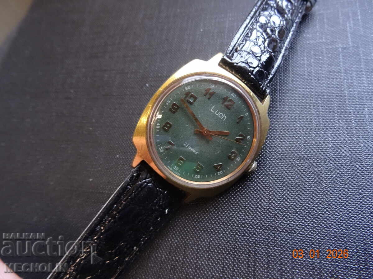 RUSSIAN WATCH LUCH 23 JEWELS FLIGHT DE LUXE 2 GOLD-PLATED - 6 RUSSIAN WATCH LUCH 23 JEWELS FLIGHT DE LUXE 2 GOLD-PLATED - 6