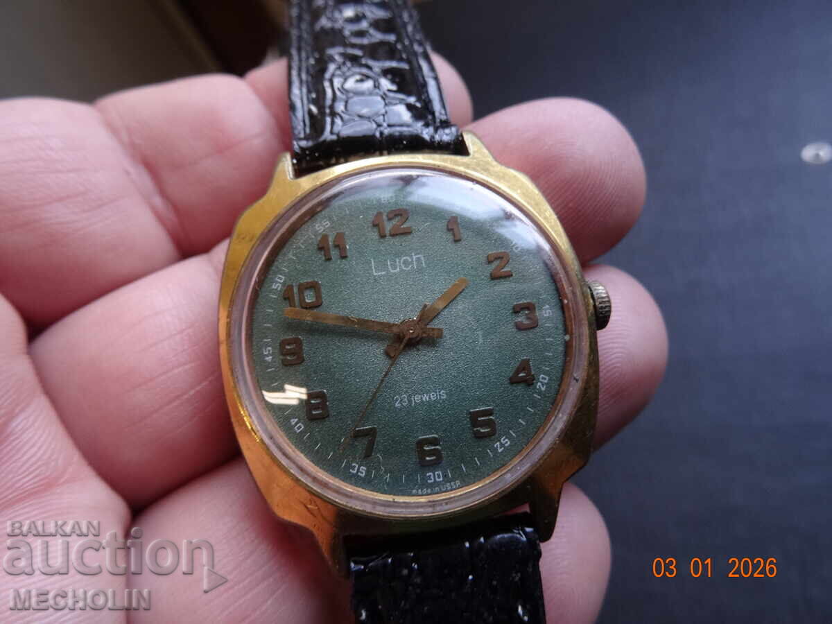 RUSSIAN WATCH LUCH 23 JEWELS FLIGHT DE LUXE 2 GOLD-PLATED RUSSIAN WATCH LUCH 23 JEWELS FLIGHT DE LUXE 2 GOLD-PLATED