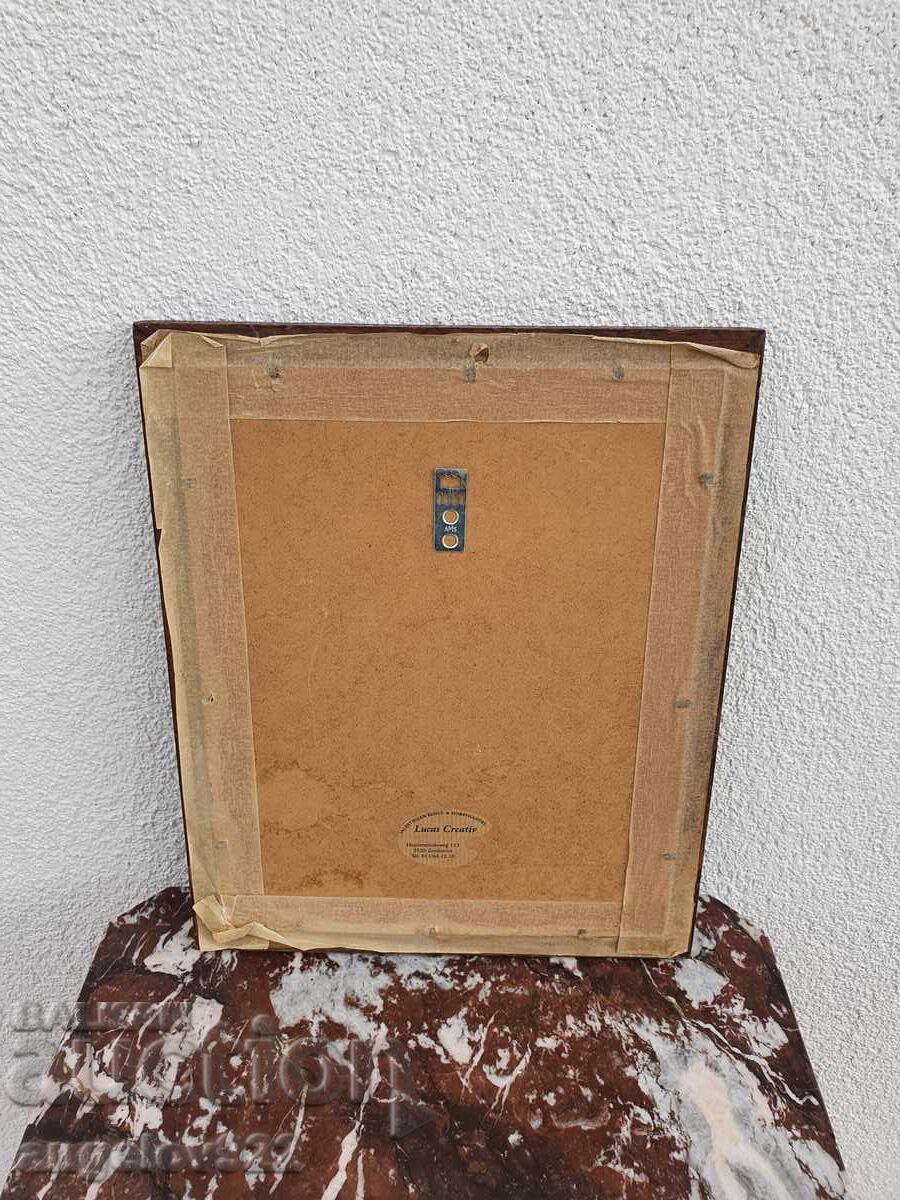 Αναπαραγωγή σε όμορφο ξύλινο σκελετό με γυαλί! - 6