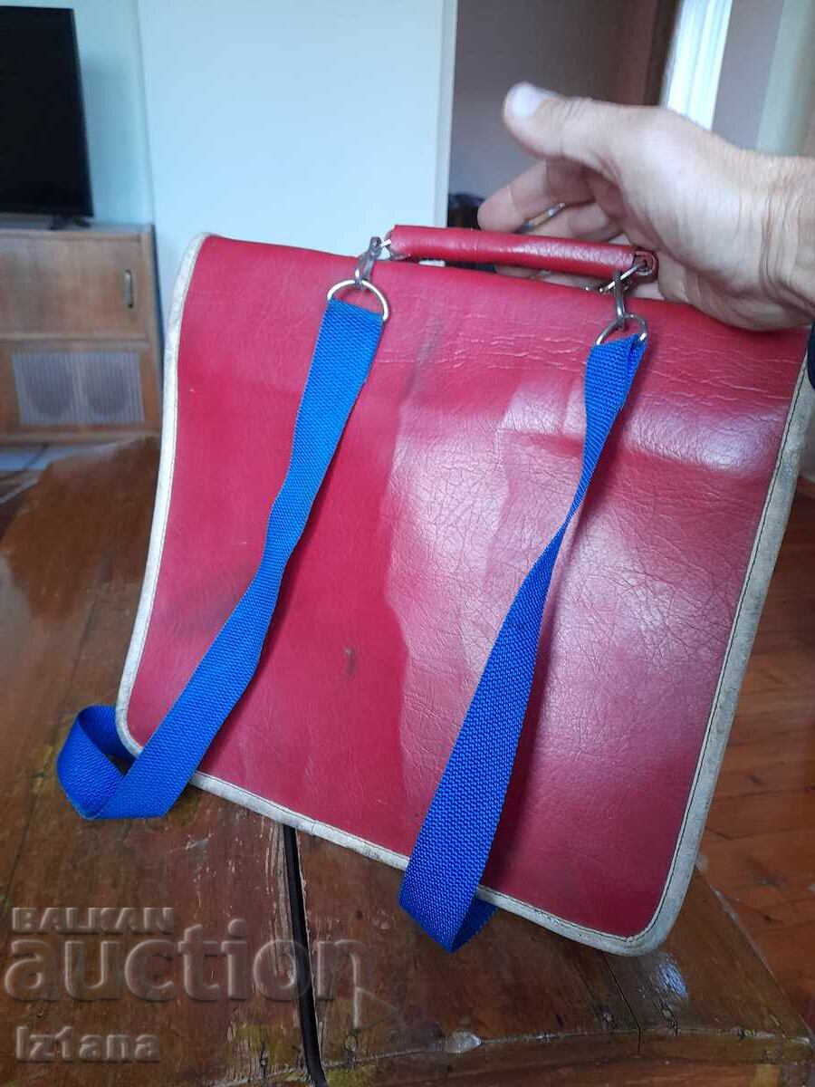 Delivery of Old school bag