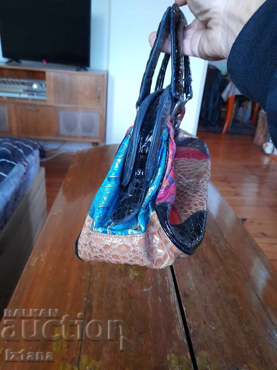 Licitație Geantă de mână Licitație Geantă de mână