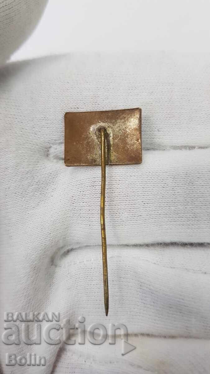 Rare Royal Badge, "Ski Factor" Sport Pin with price € 30.00 | 58.67 BGN