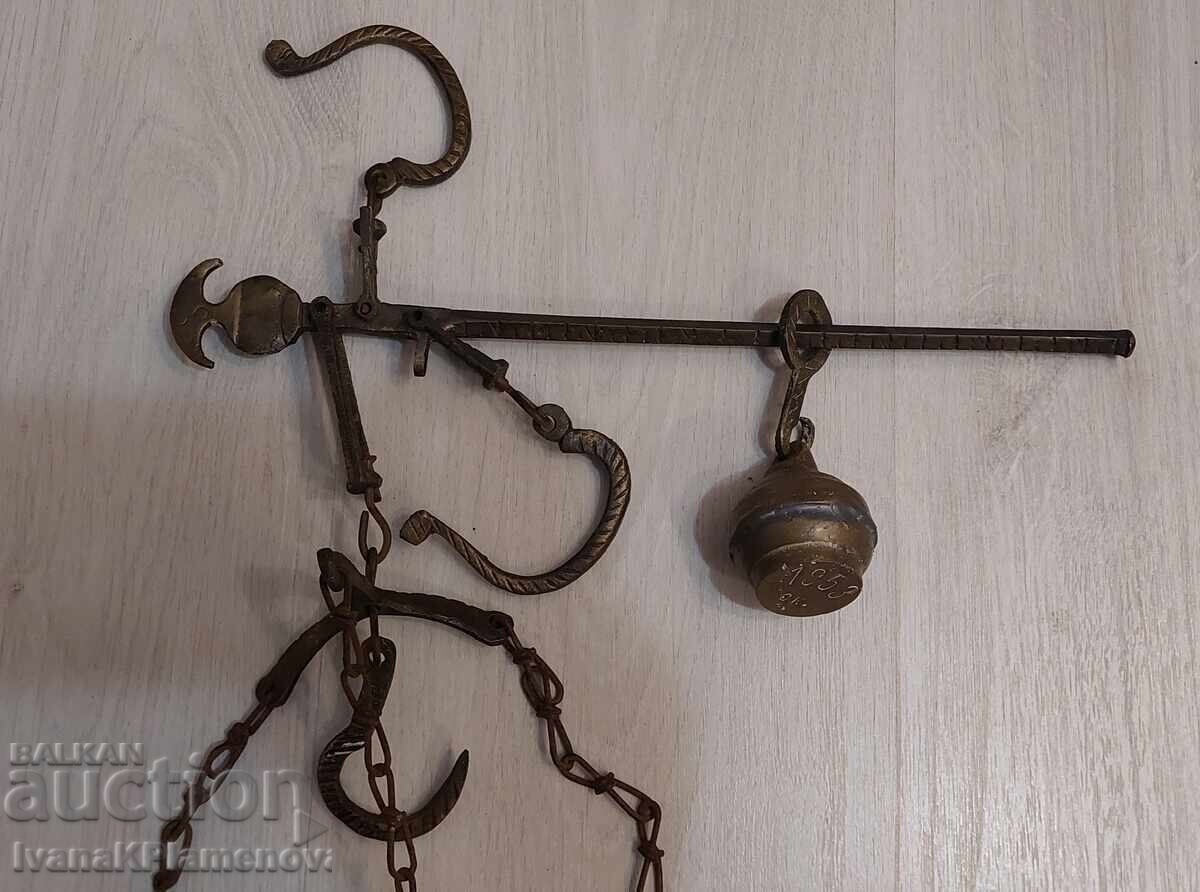 Livrarea Cântar balanță retro, alamă și bronz pentru colecționari