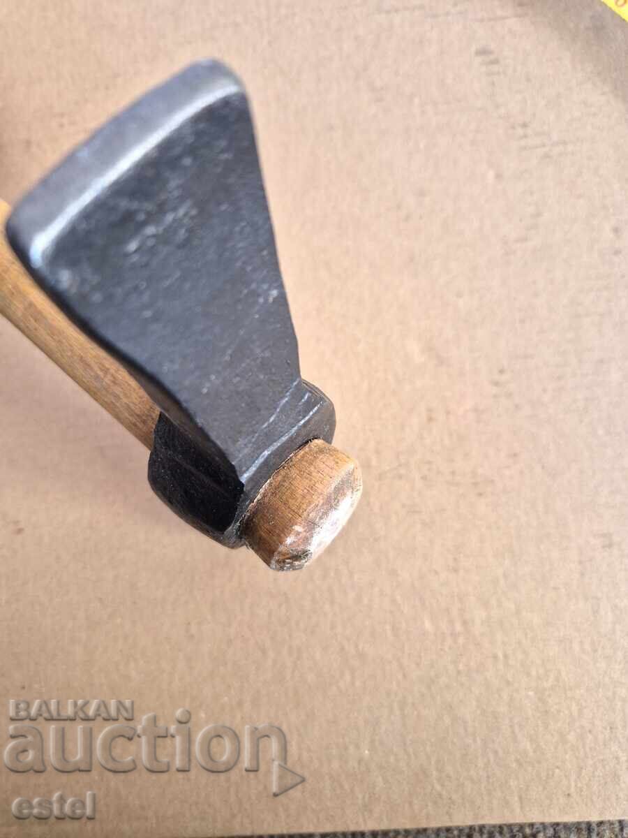 Delivery of Stonecutter's hammer 0.500 kg