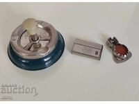 Лот три предмета от социализма.