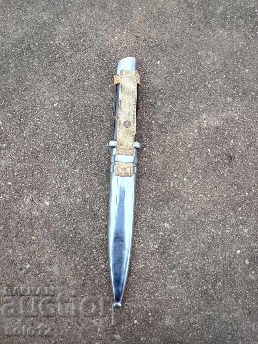 Auction  Old knife for daily use