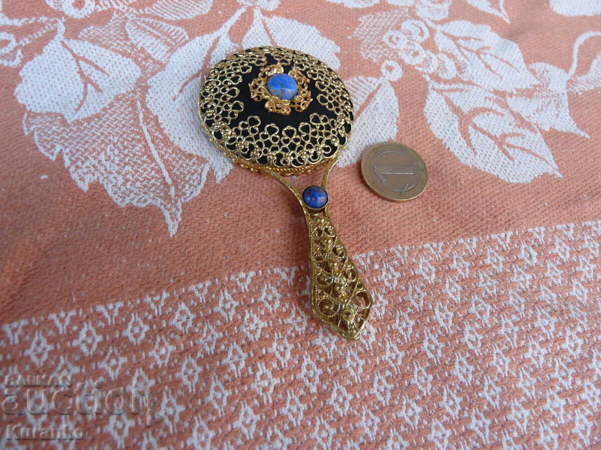 Доставка на Автентично бронзово огледало  отлично