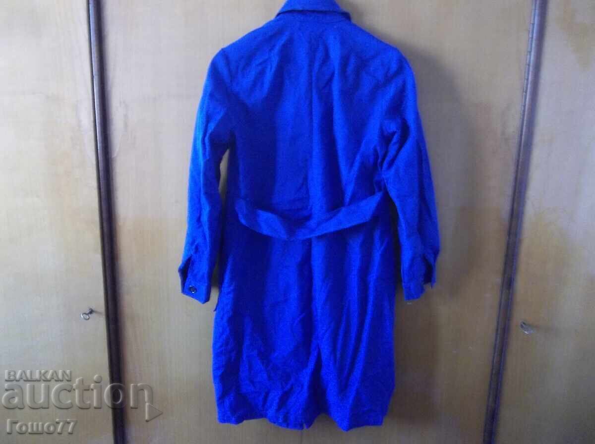 Παράδοση Μια ποδιά Παράδοση Μια ποδιά