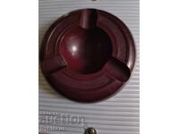 Vechi scrumieră din fenolit bachelită