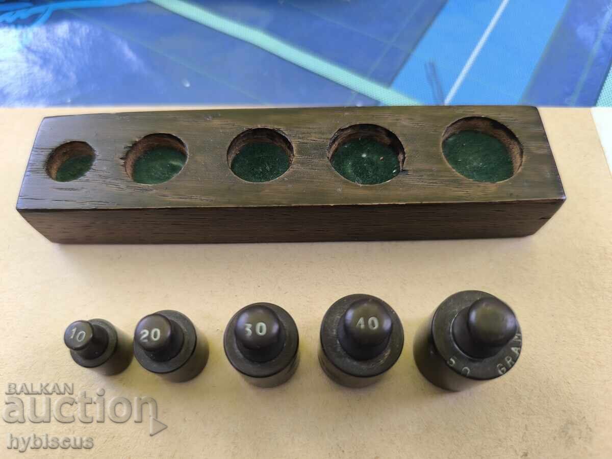 Greutăți vechi de bronz importate, 5 bucăți în cutii - 5 Greutăți vechi de bronz importate, 5 bucăți în cutii - 5