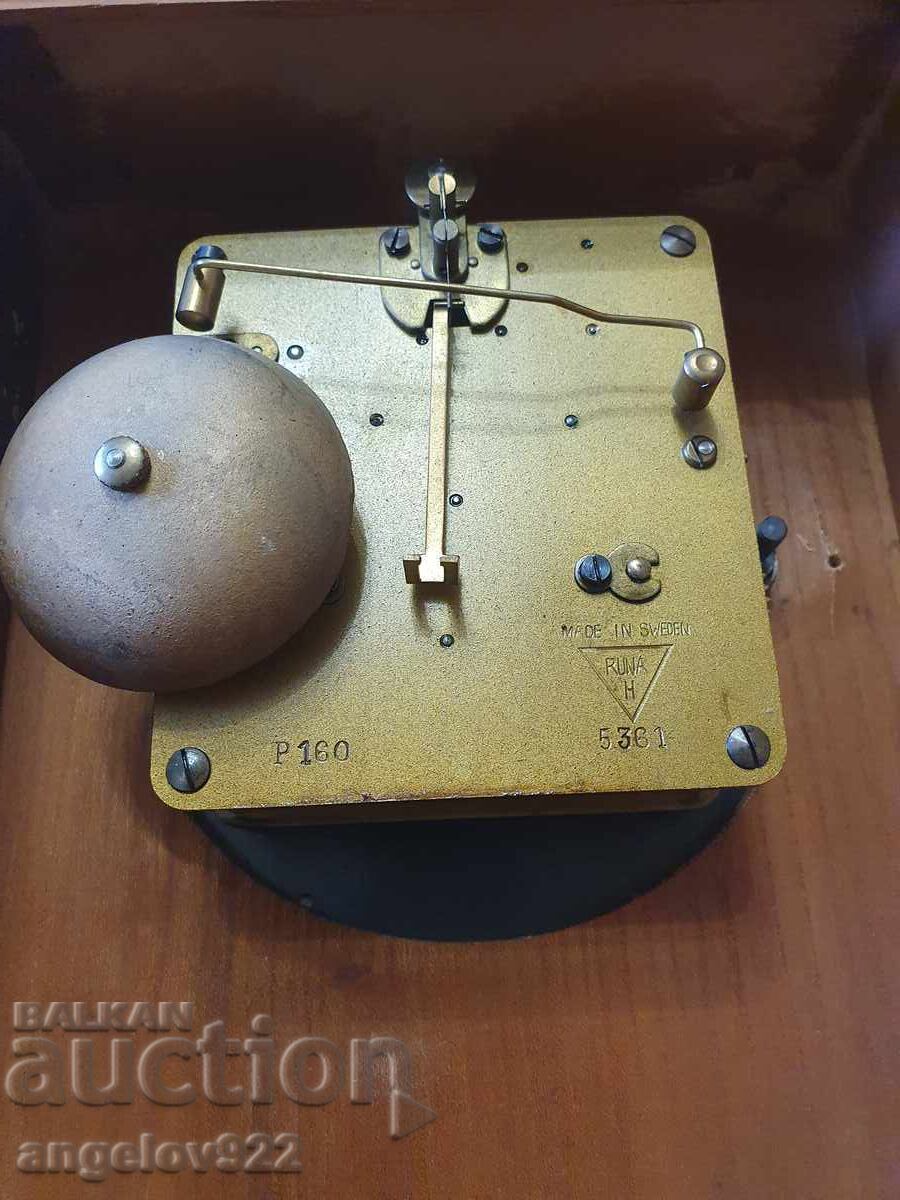 Παράδοση Κλασικό Σουηδικό Ρολόι Τοίχου RUNA ΛΕΙΤΟΥΡΓΙΚΟ