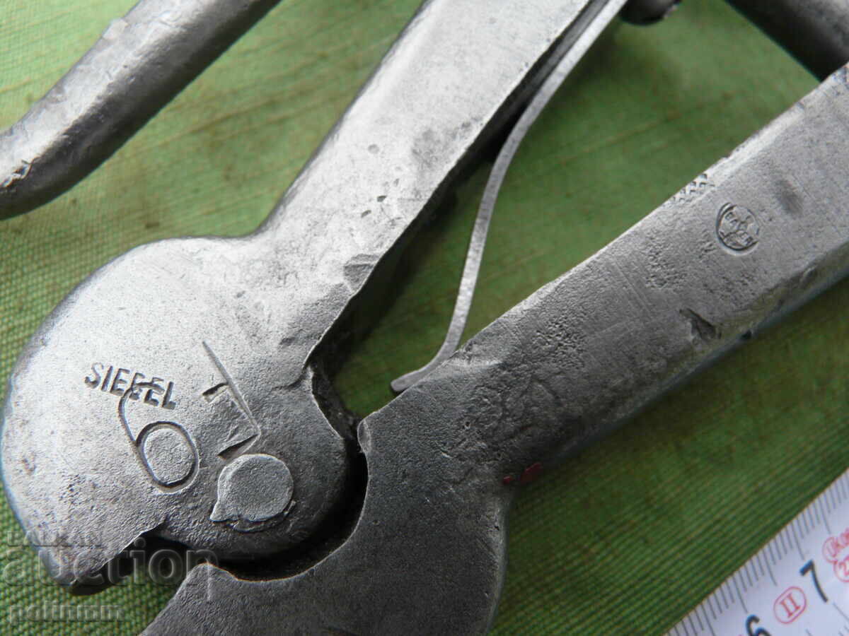 Livrarea Vechi clește de forjă german - 31