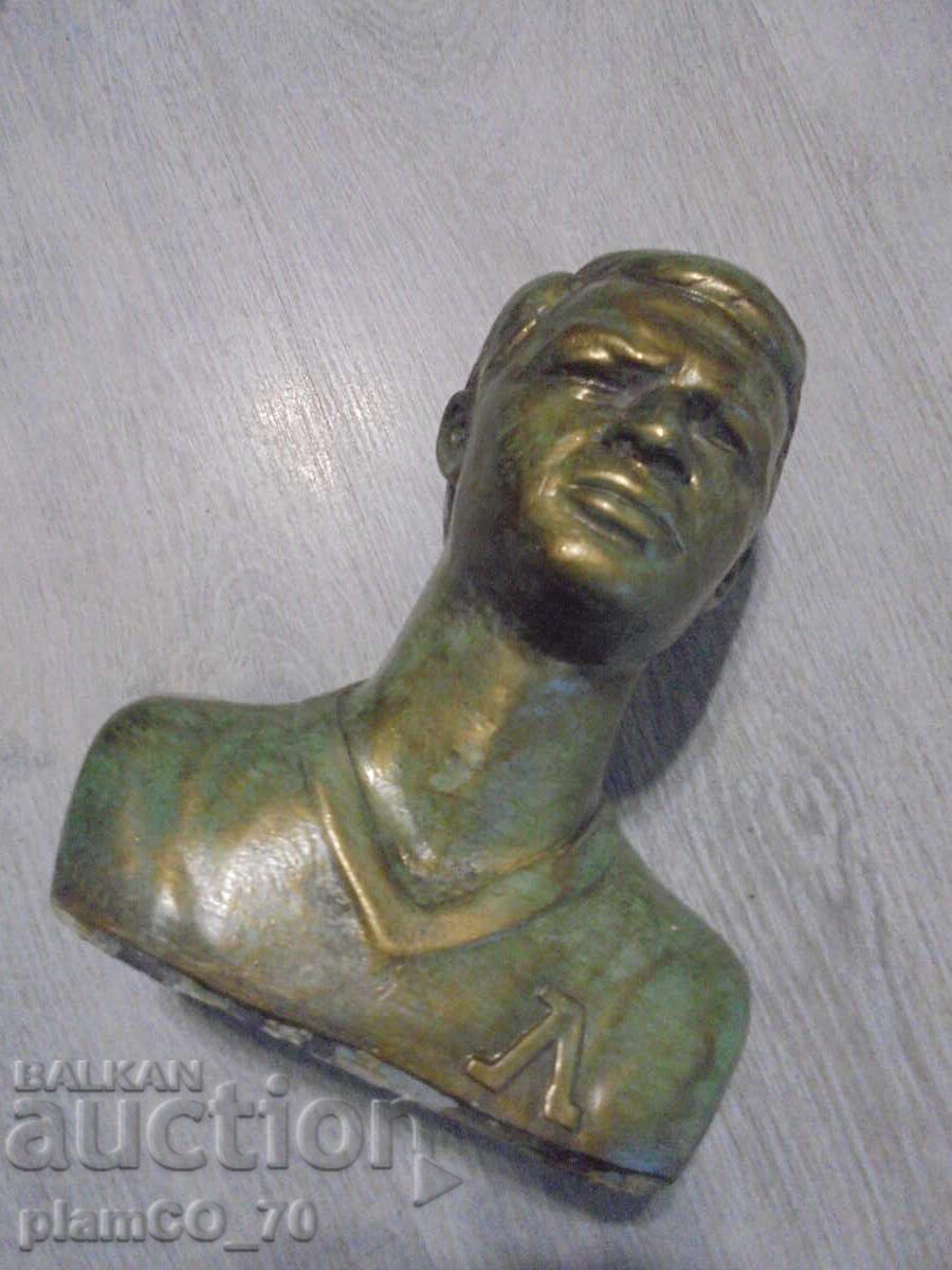 №*8422 Фигура / бюст на Георги Аспарухов с цена € 34.90 | 68.26 лв.