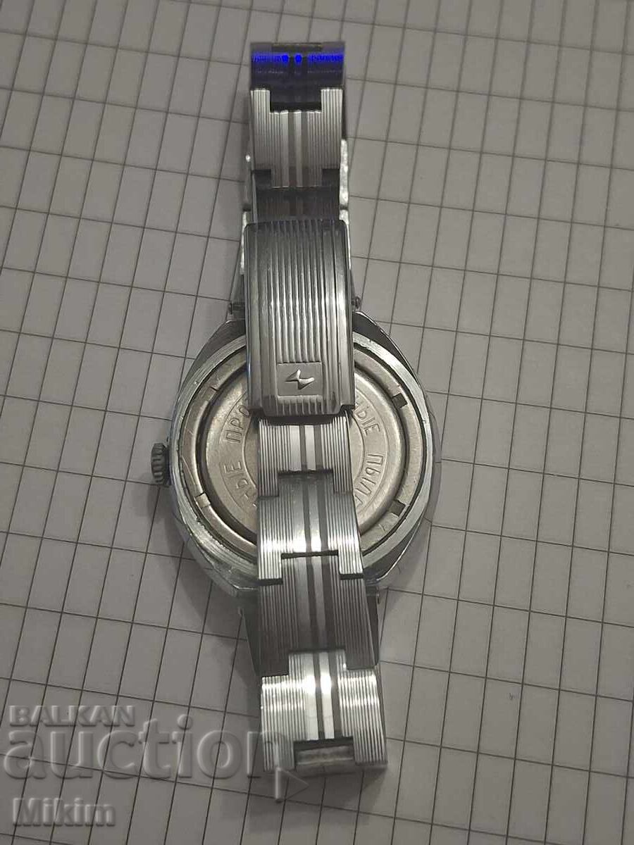 Auction  Zarya clock