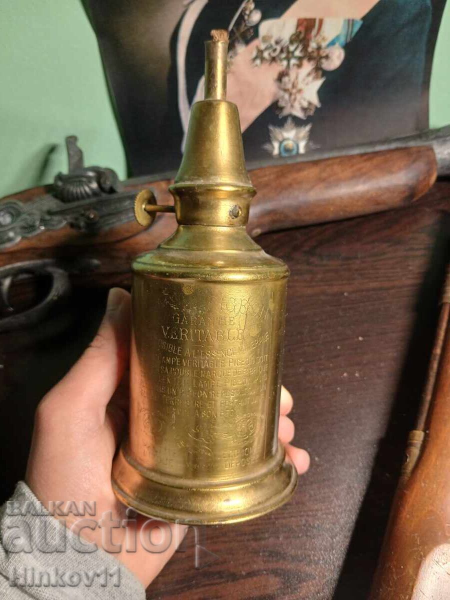 Auction Vintage Pigeon Lamp Guaranteed Genuine - Working Auction Vintage Pigeon Lamp Guaranteed Genuine - Working