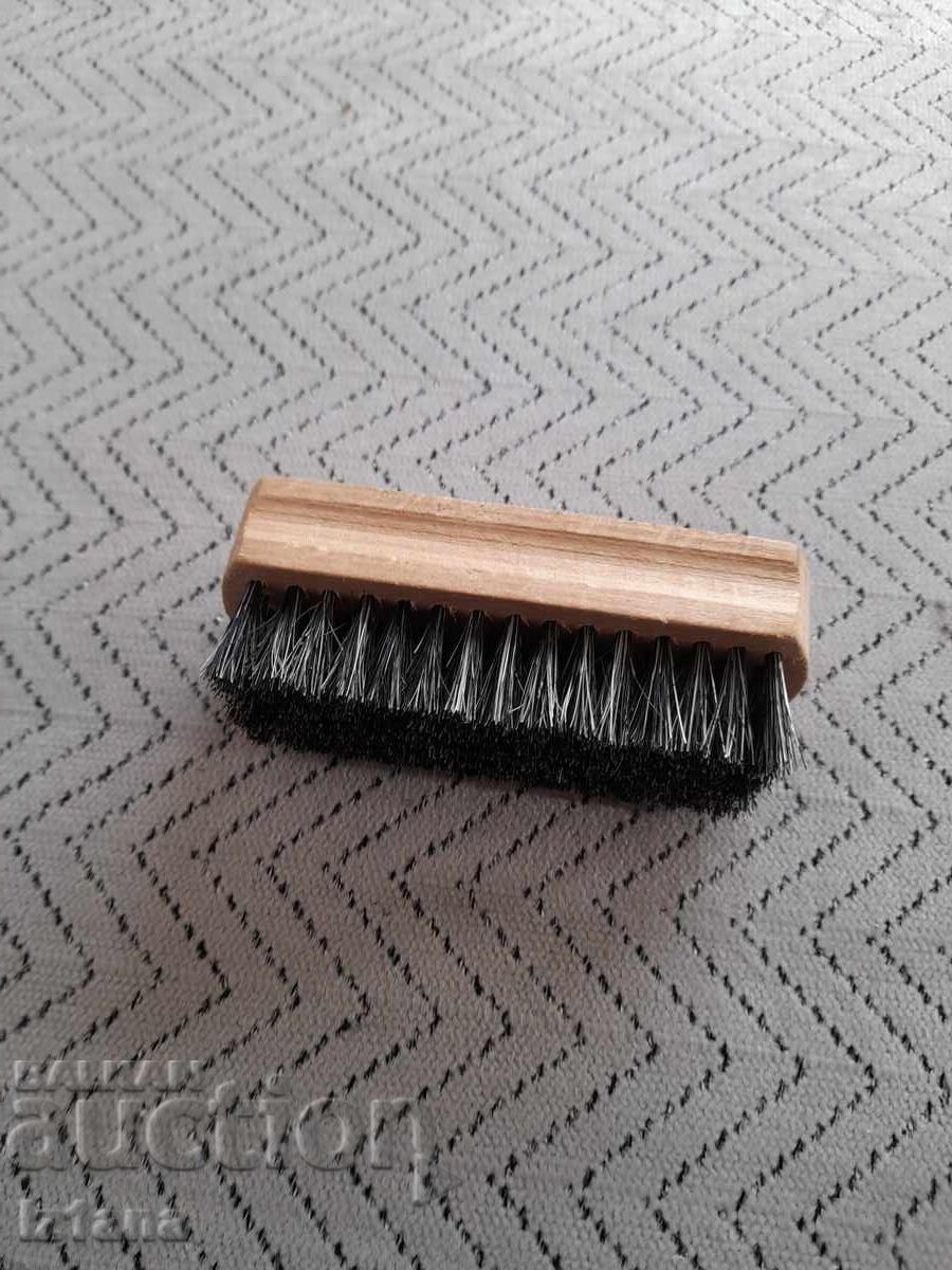 Стара четка за дрехи Стара четка за дрехи