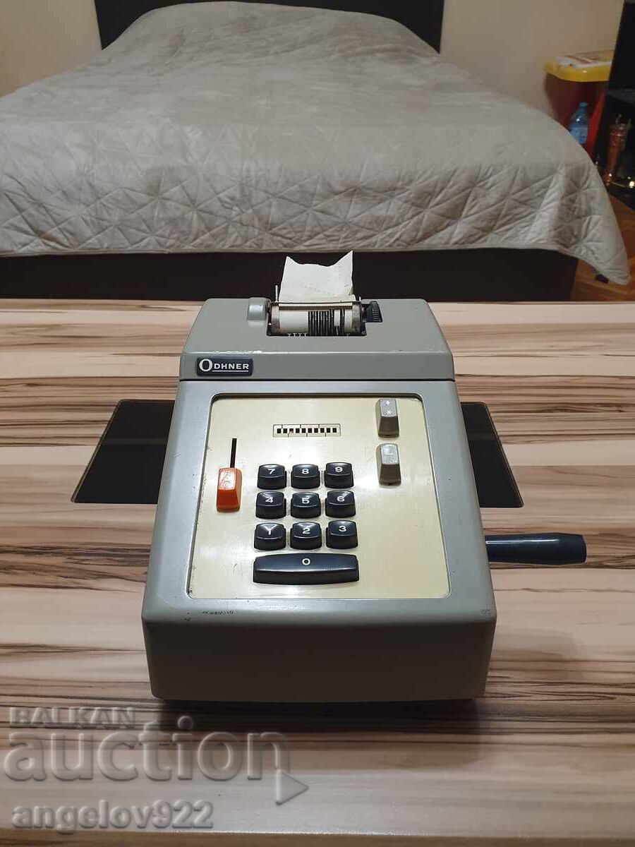 Calculator vintage ODHNER