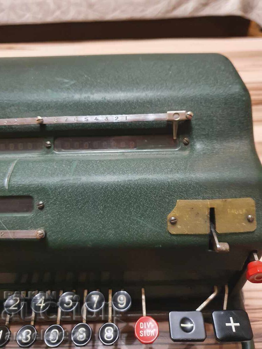 Аукцион Винтидж калкулатор!!!