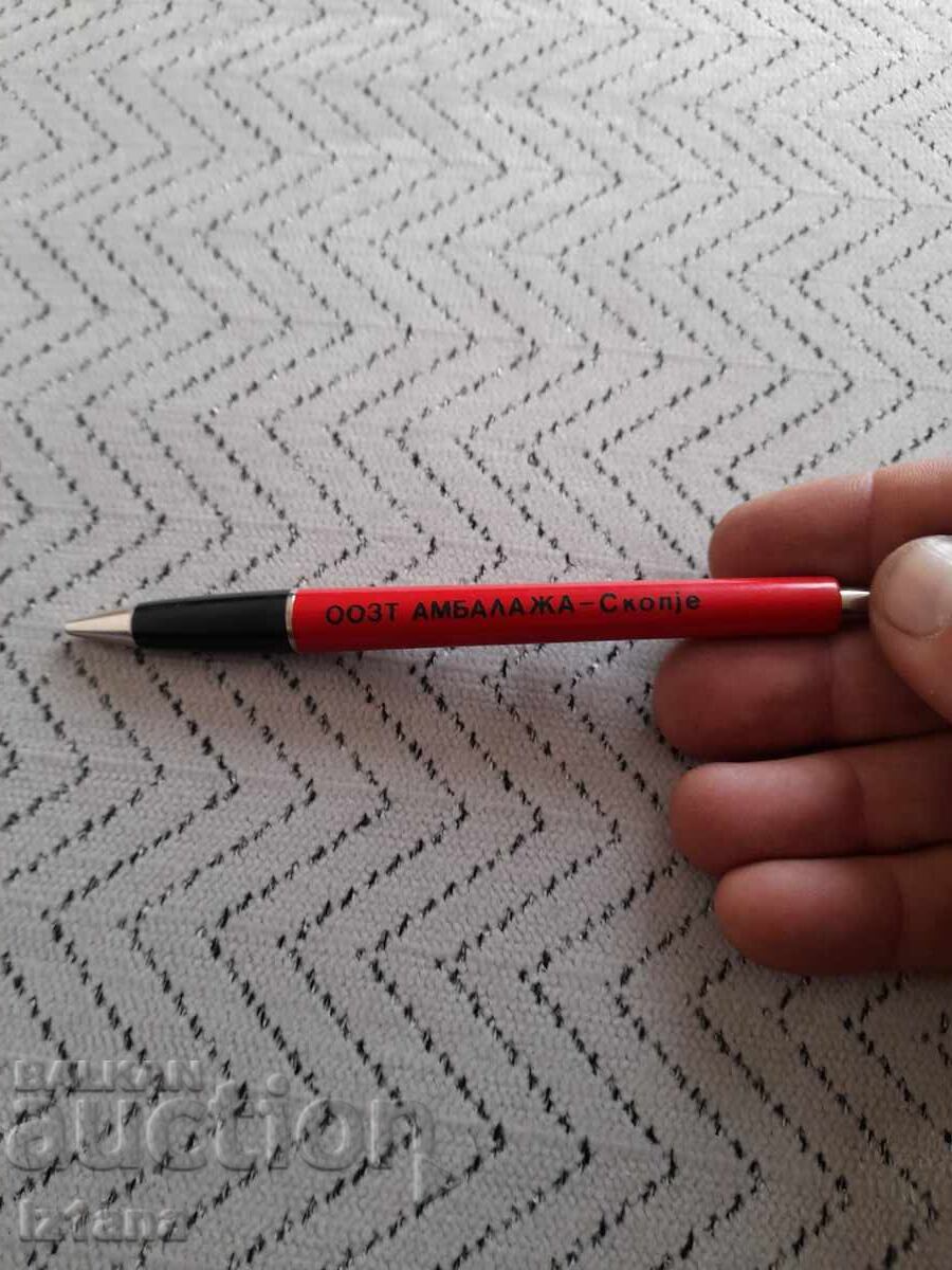 Παλιό στυλό, χημικό, στυλό με τιμή € 4.00 | 7.82 BGN Παλιό στυλό, χημικό, στυλό με τιμή € 4.00 | 7.82 BGN