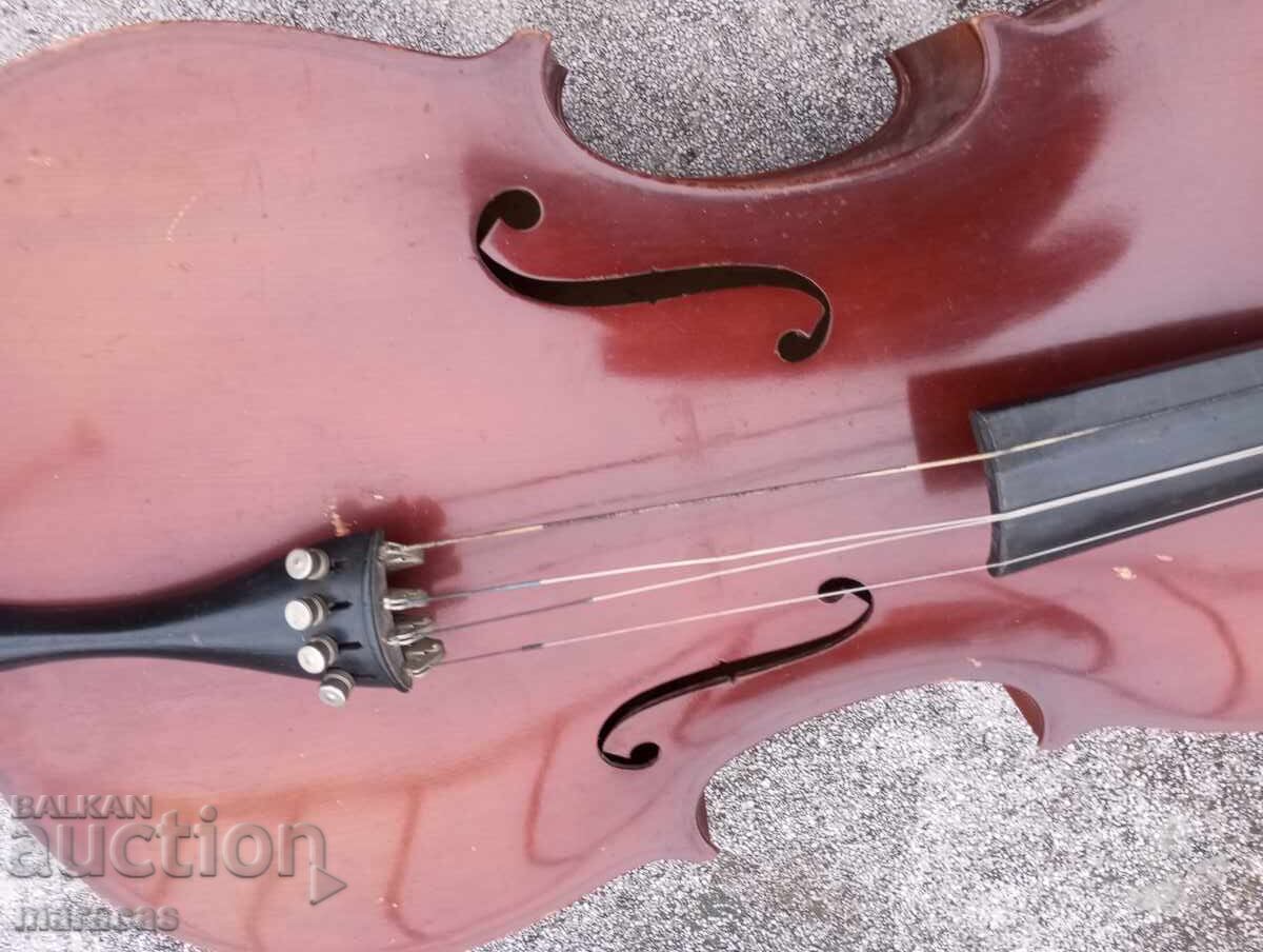 Аукцион Малък контрабас Аукцион Малък контрабас