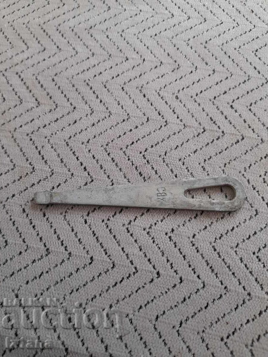 Old screwdriver for a bicycle, wheel with price € 5.00 | 9.78 BGN Old screwdriver for a bicycle, wheel with price € 5.00 | 9.78 BGN