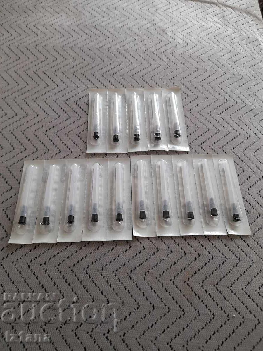 Old Record syringe needles Old Record syringe needles