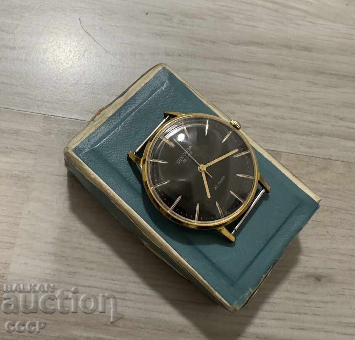 Δημοπρασία Δεύτερο Σπάνιο Σοβιετικό Ρολόι