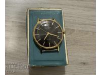 Δεύτερο Σπάνιο Σοβιετικό Ρολόι