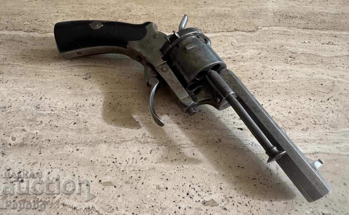 Δημοπρασία Παλιό ρεβόλβερ, πιστόλι
