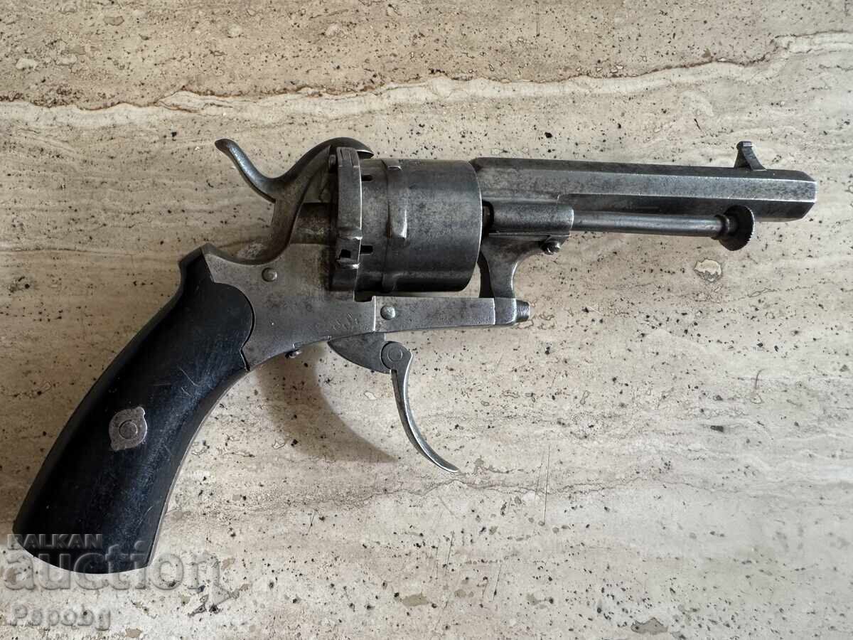 Παλιό ρεβόλβερ, πιστόλι