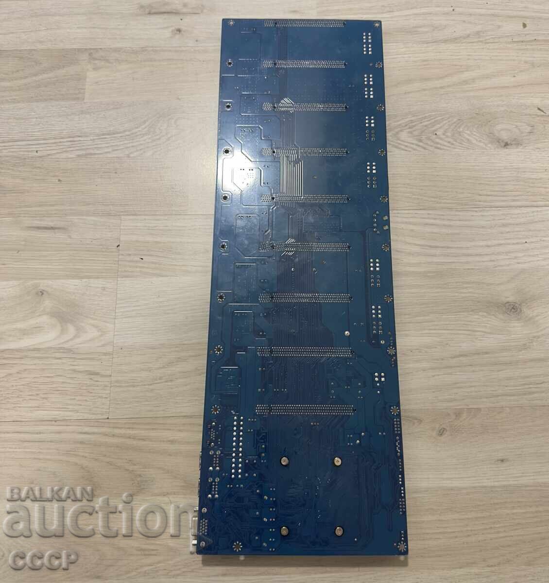 Livrarea Placă de bază pentru Crypto Livrarea Placă de bază pentru Crypto