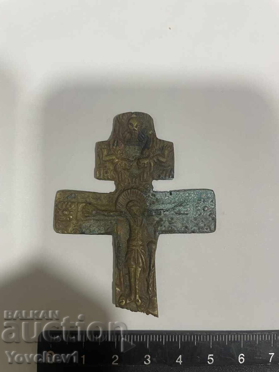 Доставка на Бронзов православен кръст Доставка на Бронзов православен кръст