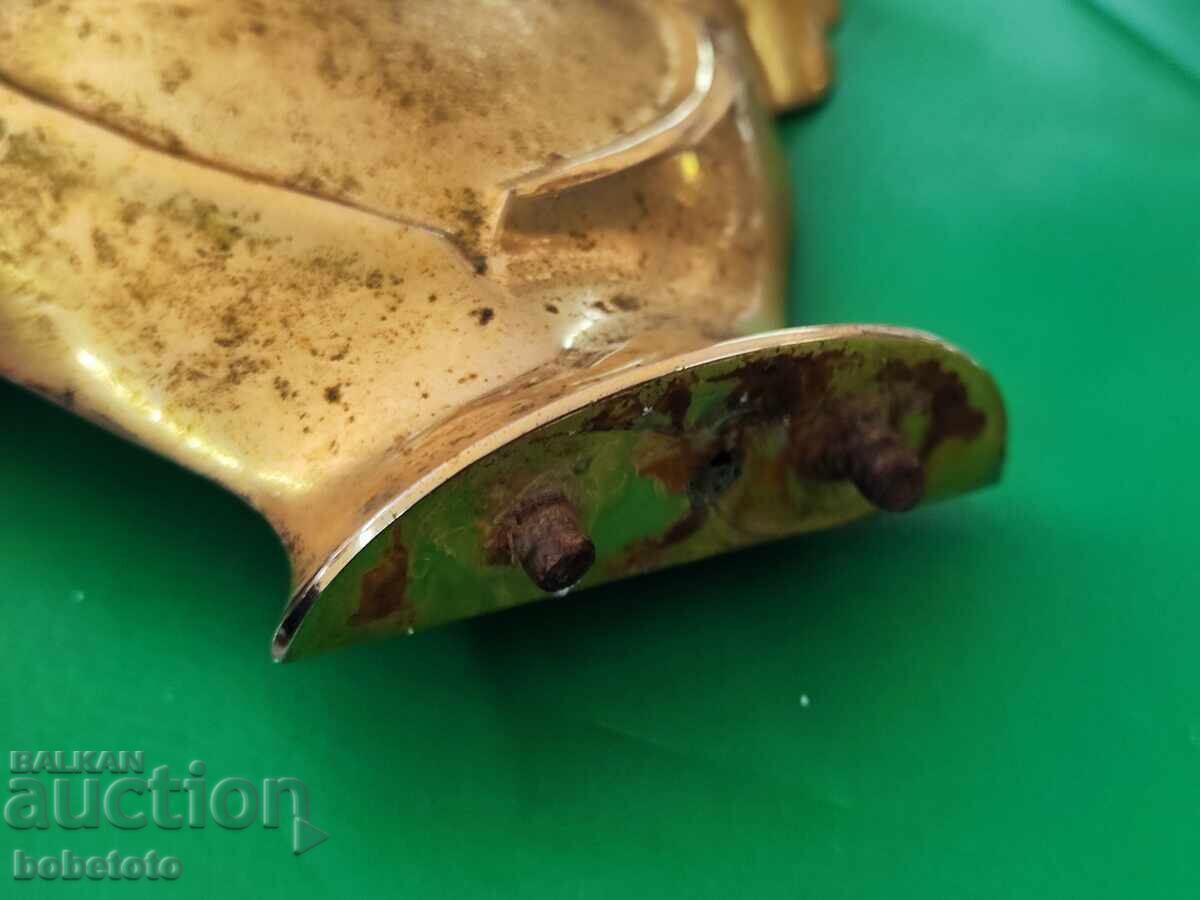 Παράδοση Μπρούτζινη πλαστική γλυπτική λιονταριού