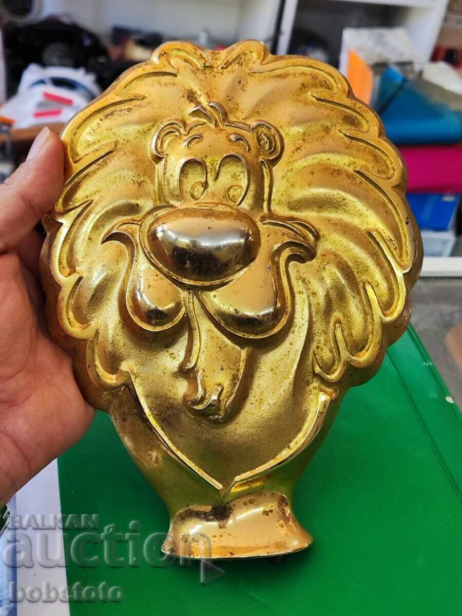 Μπρούτζινη πλαστική γλυπτική λιονταριού