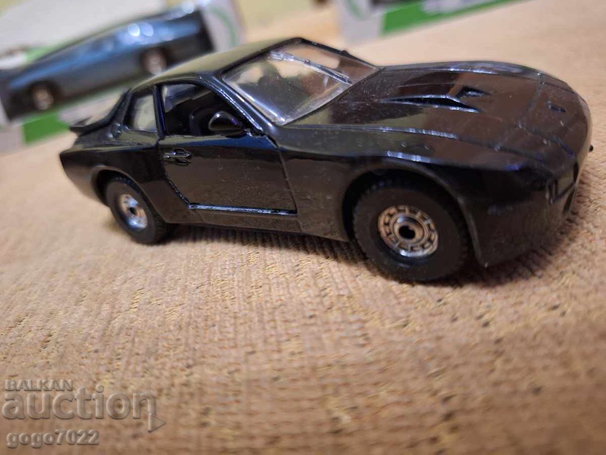 PORSCHE 944 1/38 cu preț € 0.01 | 0.02 BGN PORSCHE 944 1/38 cu preț € 0.01 | 0.02 BGN
