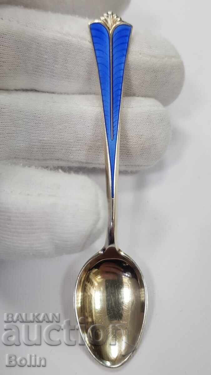 Сребърна, позлатена лъжичка с Емайл - Норвегия - 925 проба Сребърна, позлатена лъжичка с Емайл - Норвегия - 925 проба
