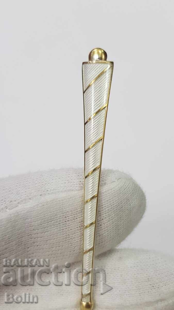 Linguriță argintată, aurită cu Email - Danemarca - Marcaj 925 cu preț € 32.00 | 62.59 BGN Linguriță argintată, aurită cu Email - Danemarca - Marcaj 925 cu preț € 32.00 | 62.59 BGN