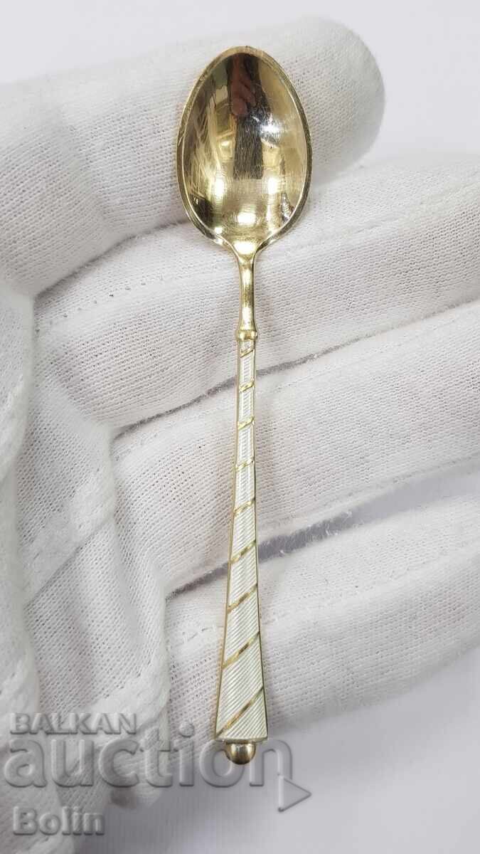 Livrarea Linguriță argintată, aurită cu Email - Danemarca - Marcaj 925 Livrarea Linguriță argintată, aurită cu Email - Danemarca - Marcaj 925