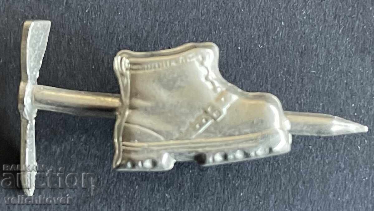 42514 Bulgaria semn turistic piolet și bocanc de drumeție 42514 Bulgaria semn turistic piolet și bocanc de drumeție