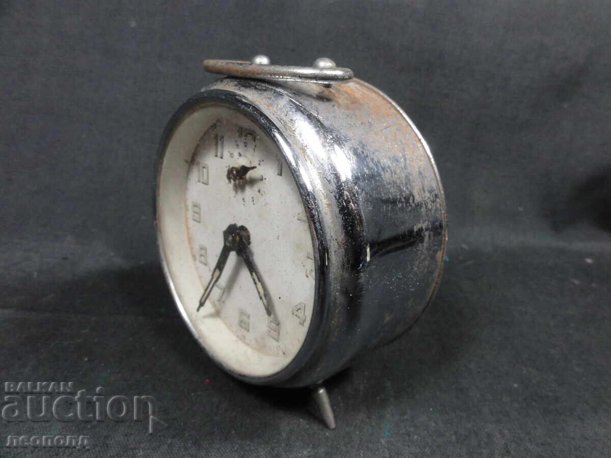 BZC ΠΑΛΙΟ ΡΕΤΡΟ ΜΗΧΑΝΙΚΟ ΞΥΠΝΗΤΗΡΙΟ με τιμή € 0.01 | 0.02 BGN BZC ΠΑΛΙΟ ΡΕΤΡΟ ΜΗΧΑΝΙΚΟ ΞΥΠΝΗΤΗΡΙΟ με τιμή € 0.01 | 0.02 BGN