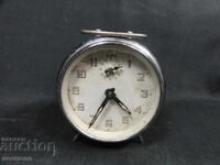 БЗЦ СТАР РЕТРО МЕХАНИЧЕН ЧАСОВНИК БУДИЛНИК