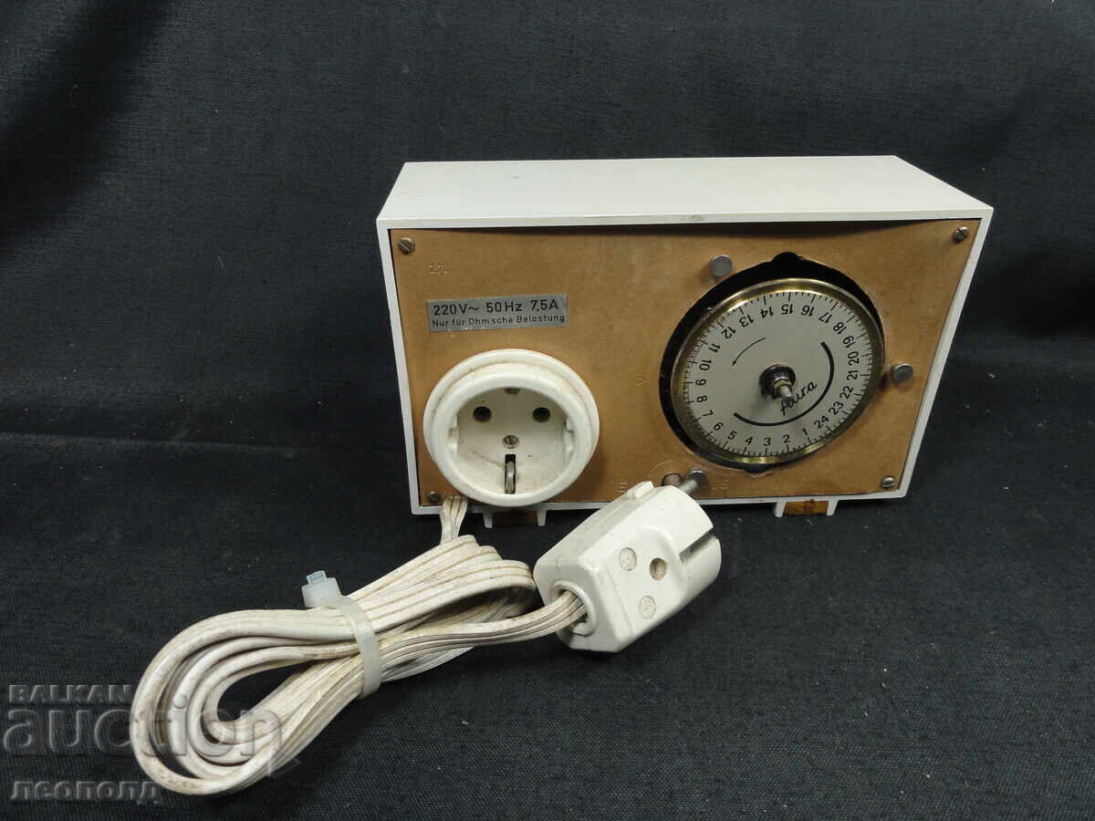 CEAS DE DORMITOR RETRO ELECTRIC BZTC STAR CU SONERIE MEHNE AURA - 5 CEAS DE DORMITOR RETRO ELECTRIC BZTC STAR CU SONERIE MEHNE AURA - 5