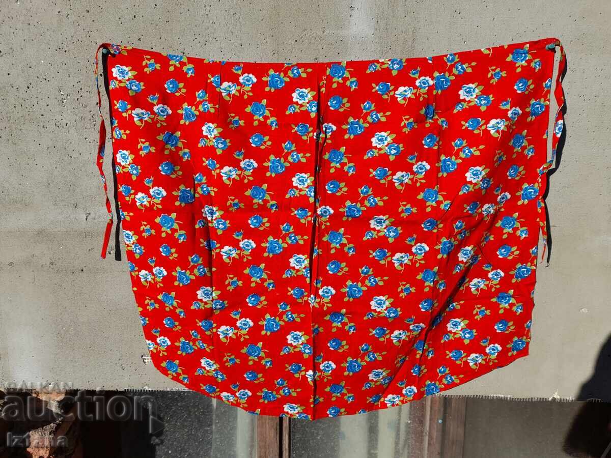 Стара престилка с цена € 11.00 | 21.51 лв.