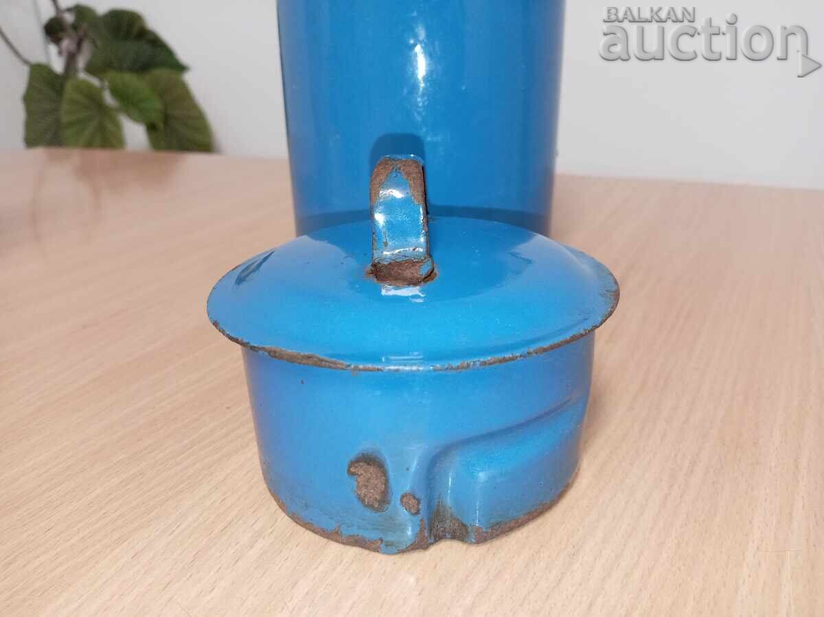 Аукцион ретро винтидж емайлиран съд за храна Аукцион ретро винтидж емайлиран съд за храна