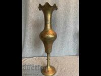 Ваза, месинг и ръчно гравиран емайл, с пиедестал