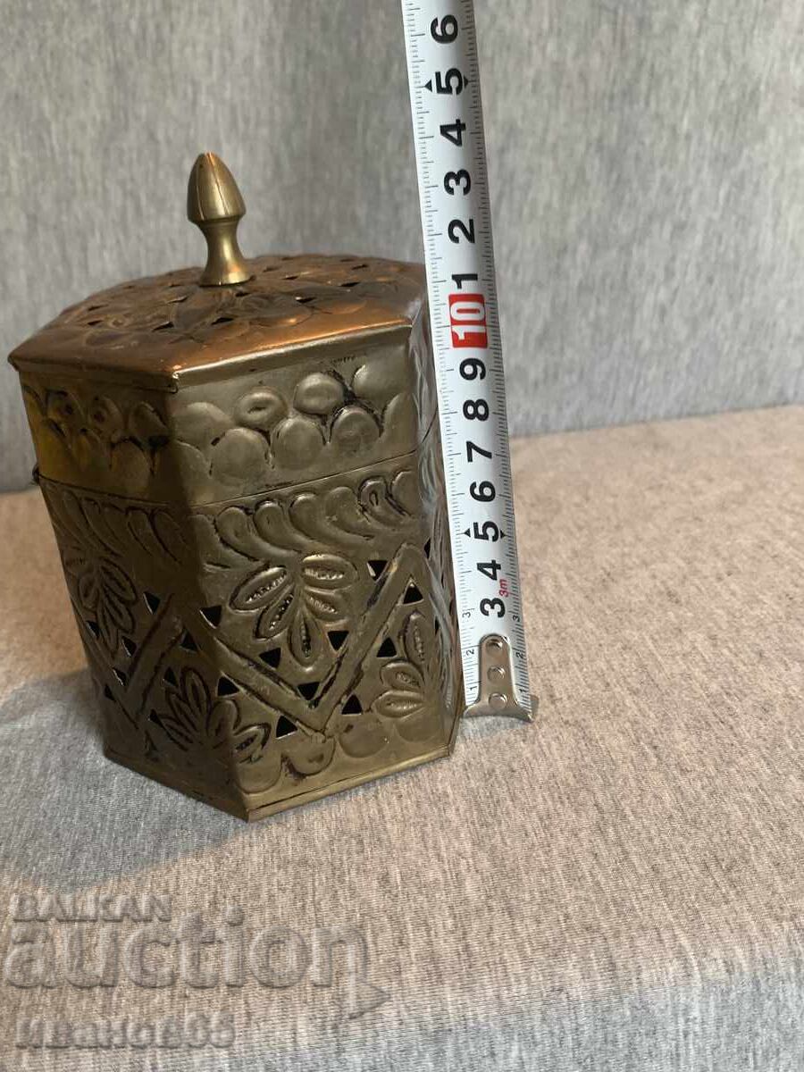 Аукцион Метална кутия Аукцион Метална кутия