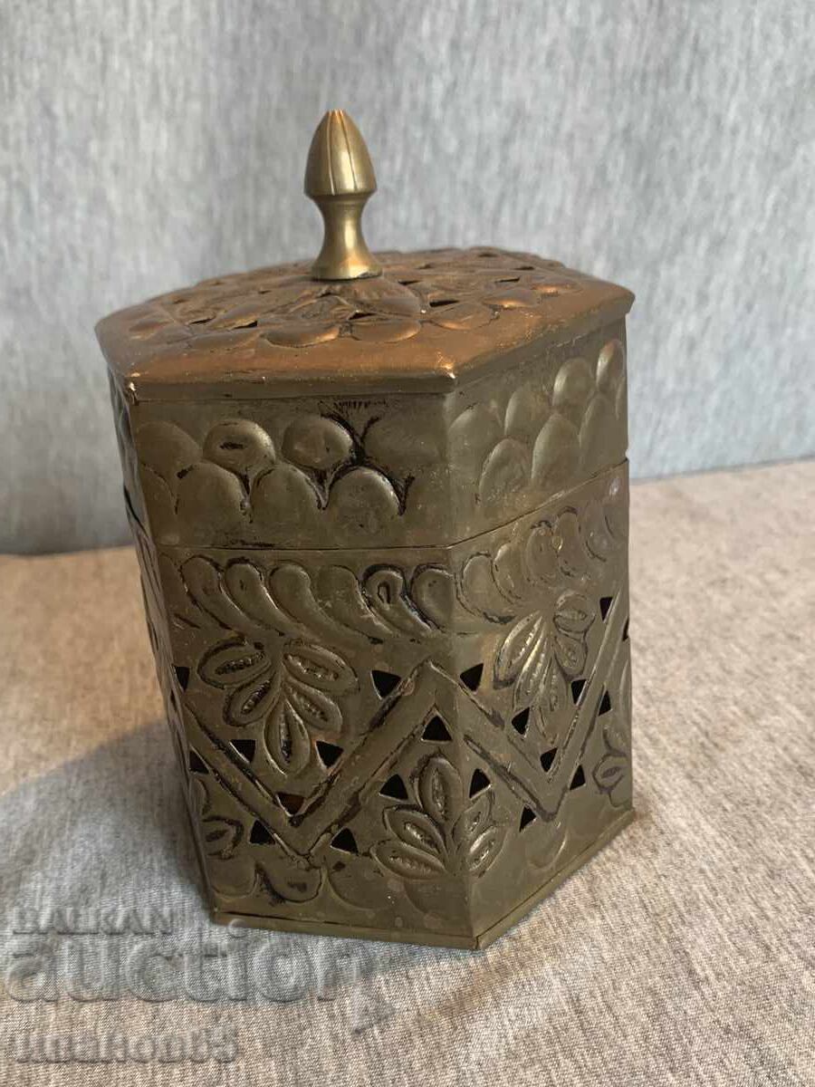 Метална кутия Метална кутия