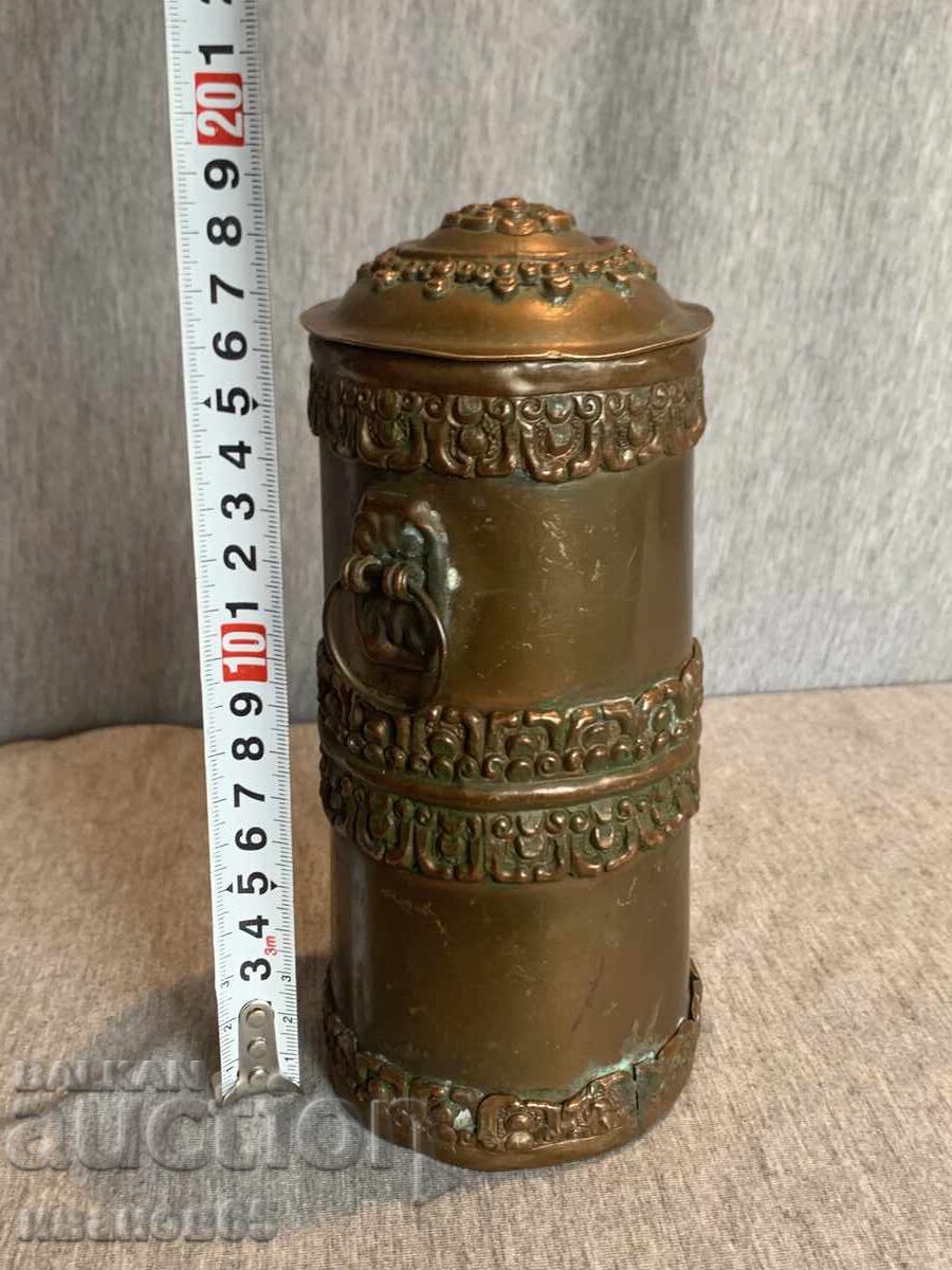 Аукцион стар месингов съд кутия Аукцион стар месингов съд кутия